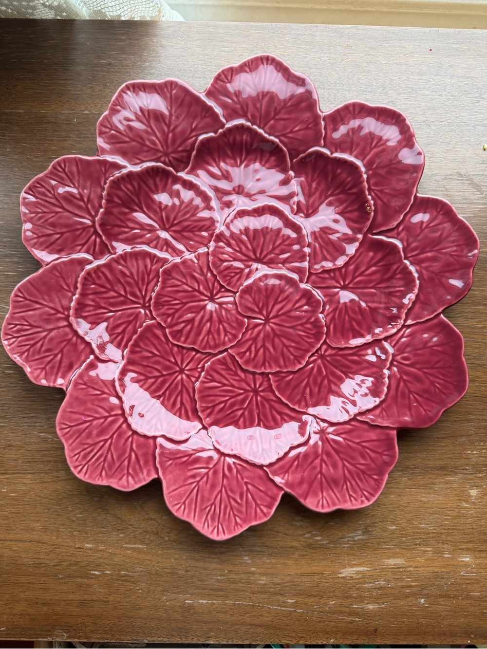 Vintage Geranium burgundy plate by Bordallo Pinheiro